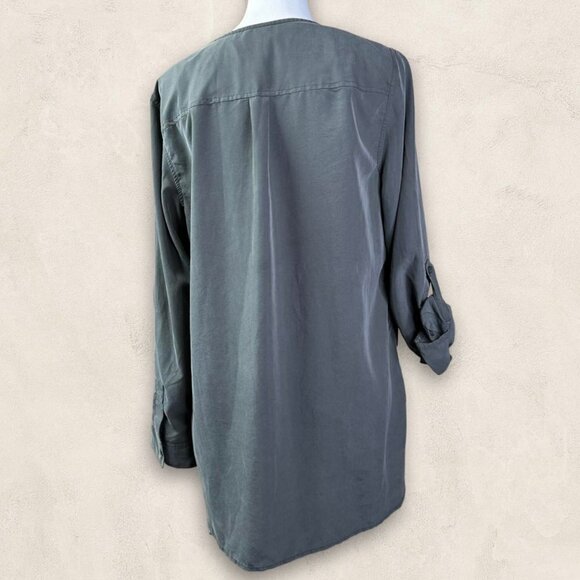 CHICO'S Gray Size 1 (Med) Secretly Smooth Linda Top Lace-Up Long Sleeve Roll Tab - Picture 7 of 7